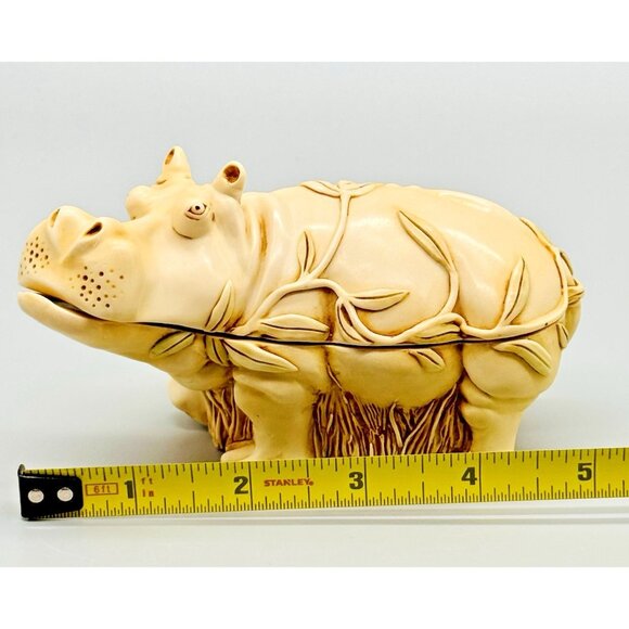 Harmony Kingdom Straight From The Hip Large Hippo Trinket Box Figurine 5 inch - Picture 15 of 15